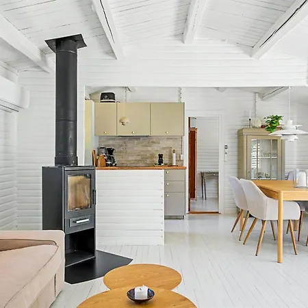 Fulla - 150m From The Sea By Interhome בית נופש *