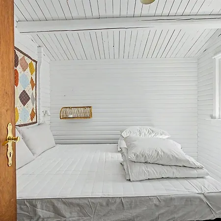 בית נופש Fulla - 150m From The Sea By Interhome